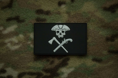 Pirate Jolly Roger Red Bandana Flag Patch Tactical Pirate Patch - PVC Hook  and Loop Fastener Patches, 2 Pack