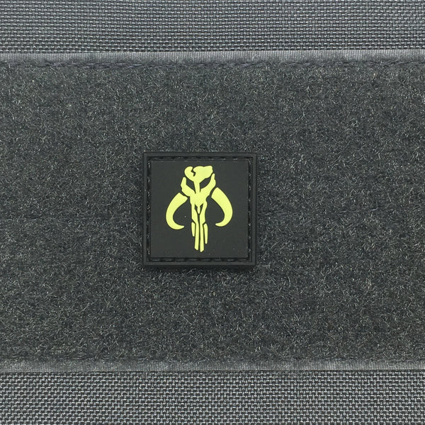 Mandalorian Mythosaur Cat Eye GITD PVC Morale Patch – Tactical Outfitters